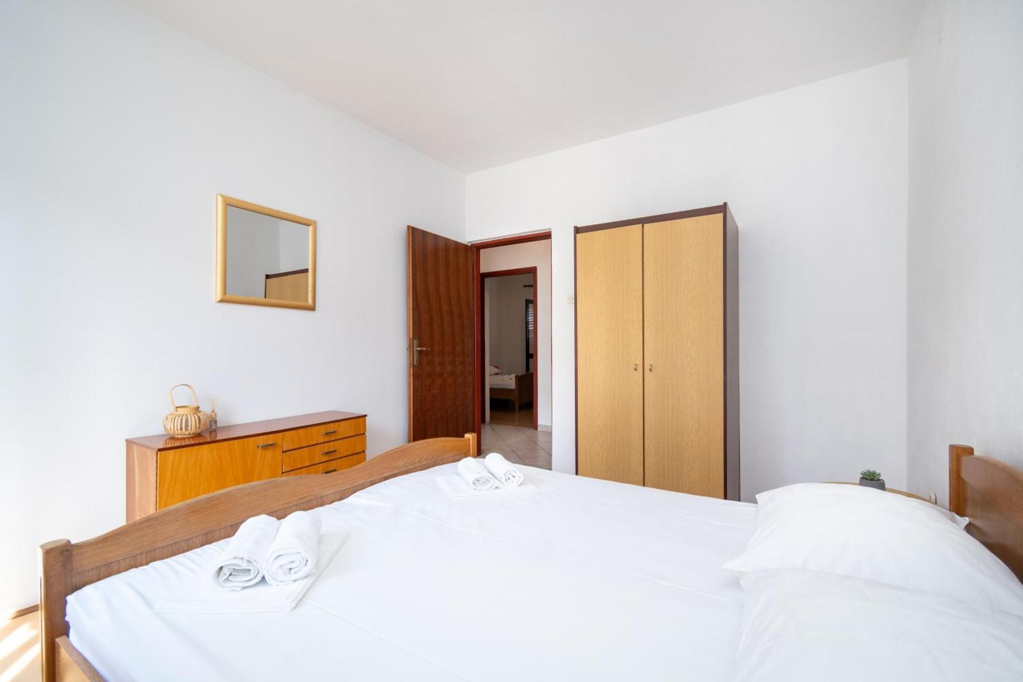 Apartments With A Parking Space Pag - 15765 Pag Town Ruang foto