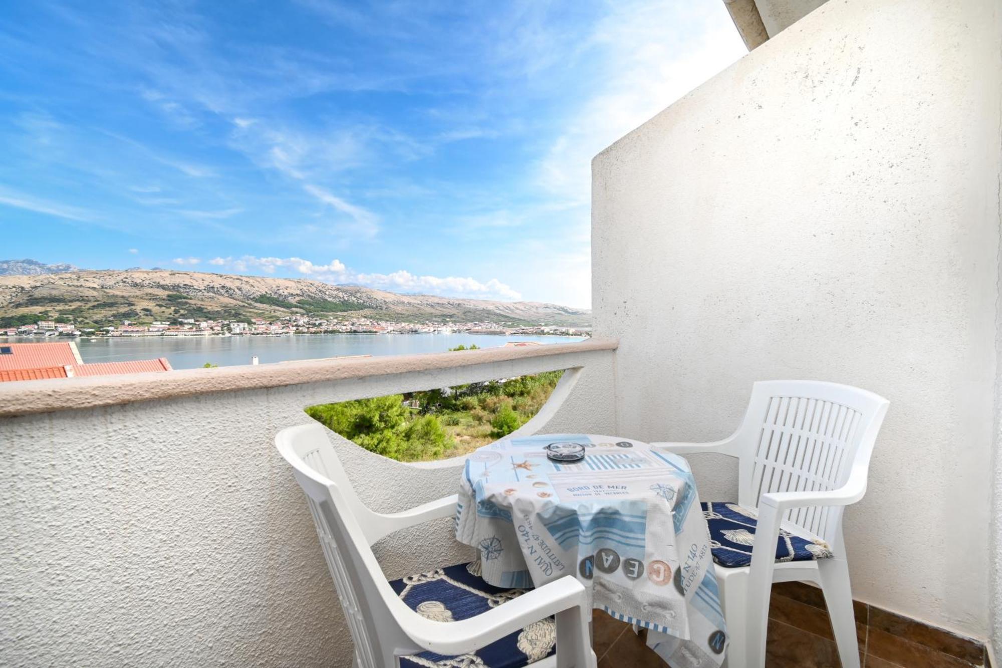Apartments With A Parking Space Pag - 15765 Pag Town Bagian luar foto