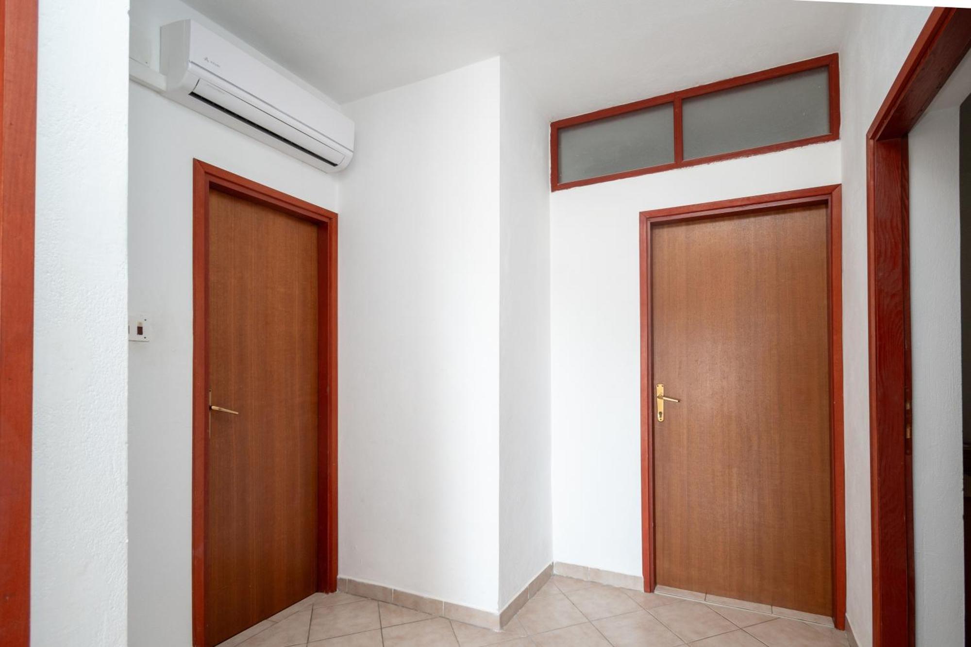 Apartments With A Parking Space Pag - 15765 Pag Town Bagian luar foto