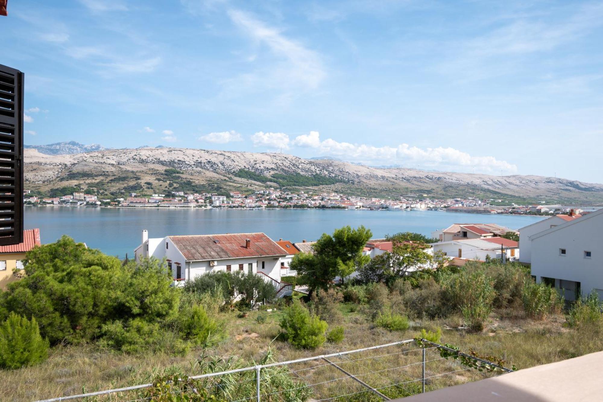Apartments With A Parking Space Pag - 15765 Pag Town Bagian luar foto